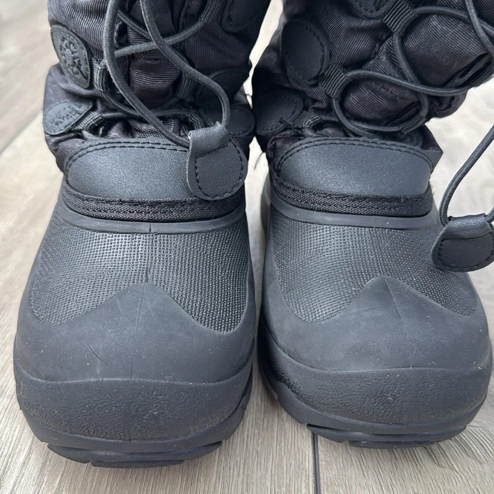 Kamik Girls Warm Snow Boots Size 1